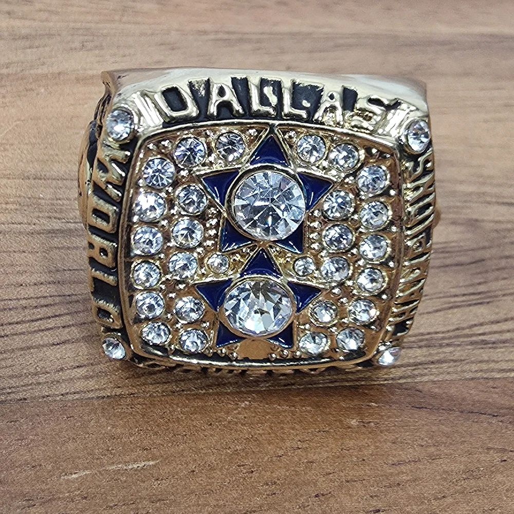 Dallas Cowboys Championship Ring Size 15‎ Gold 1977 Staubach Fan Edition
